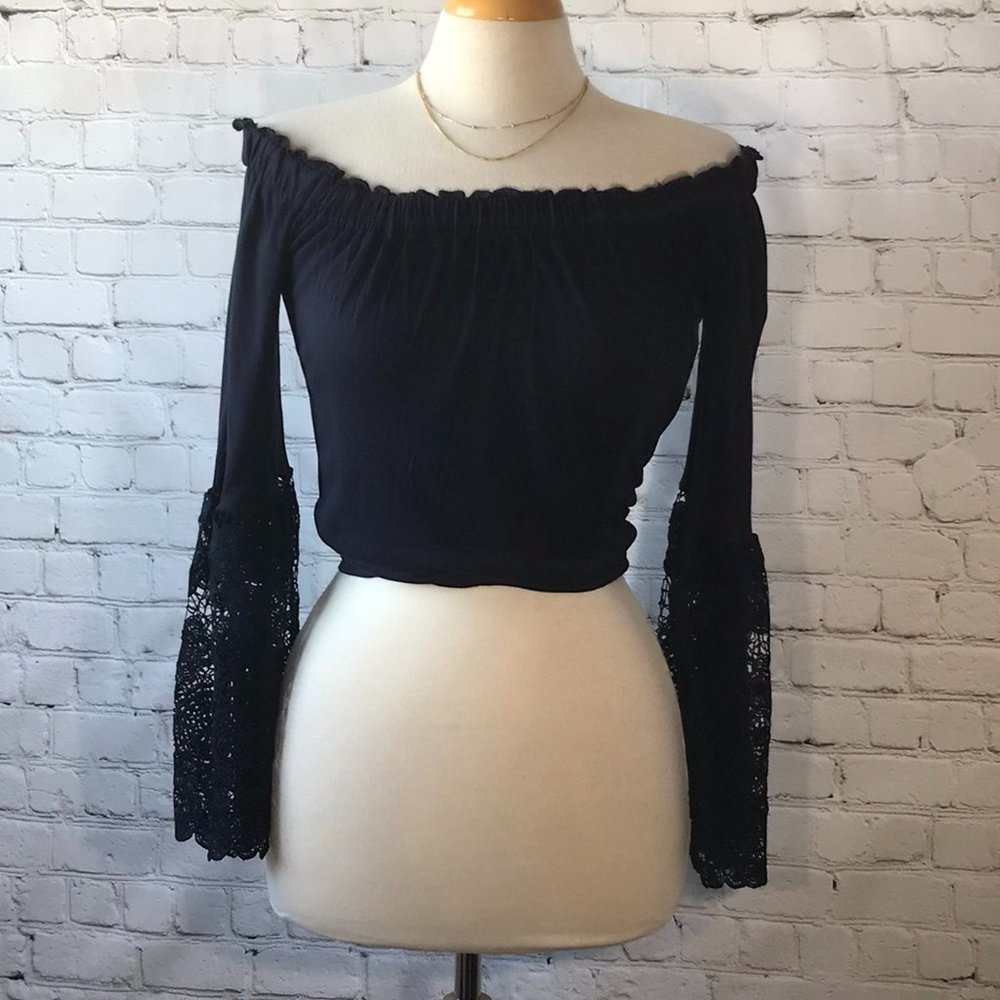 Off shoulder Loft blouse